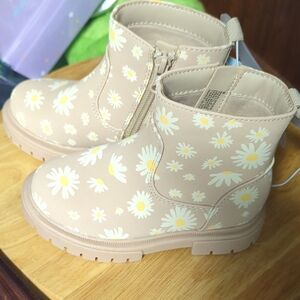 Cat And Jack Tan Kids Boots